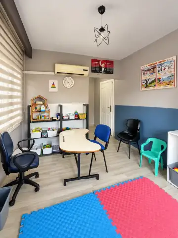 ÜÇ RENK ÖZEL EĞİTİM - Özel Eğitim ve Gelişim Merkezi - Mersin