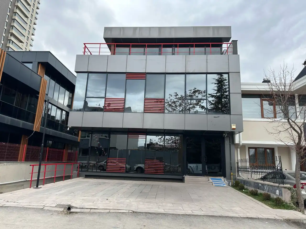 Özel İlk Esen Özel Eğitim ve Rehabilitasyon Merkezi - Özel Eğitim ve Gelişim Merkezi - Ankara