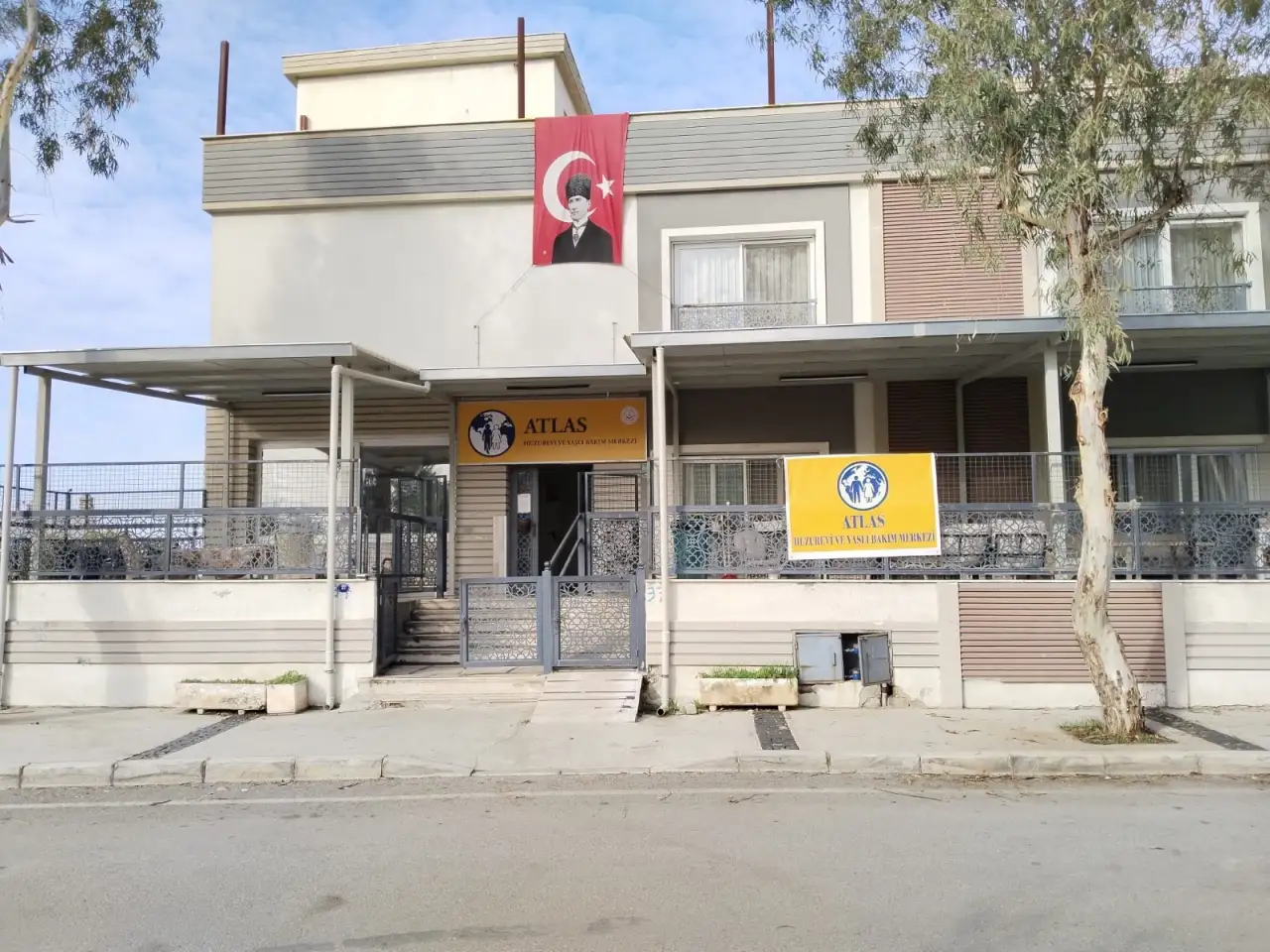 ATLAS HUZUREVİ VE YAŞLI BAKIM MERKEZİ - Yaşlı Bakım Evi - İzmir - galeri görseli
