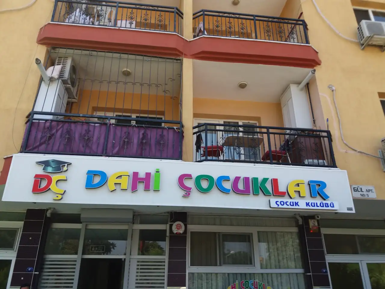 Özel Dahi Çocuklar Çocuk Kulübü - Kreş ve Anaokulu - İzmir