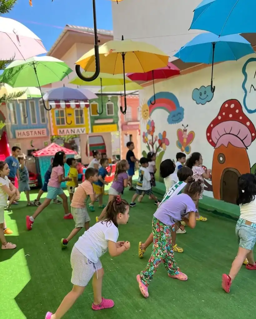 GEMLİK MUTLU ÇOCUKLAR MONTESSORİ ANAOKULU