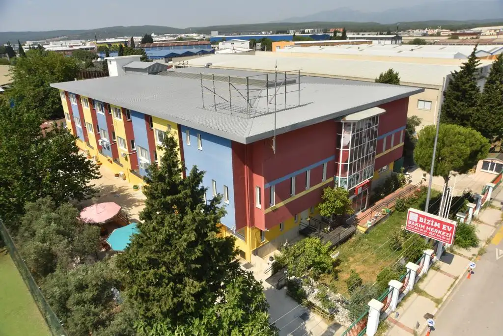 Özel Sıcak Yuvam Bakım Merkezi - Yaşlı Bakım Evi - İzmir - galeri görseli