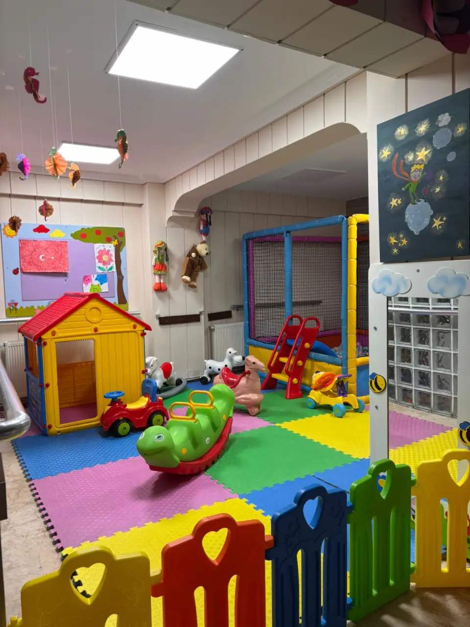 Minik Tomurcuklar Gündüz Bakımevi - Çocuk Bakım Merkezi - İstanbul - galeri görseli