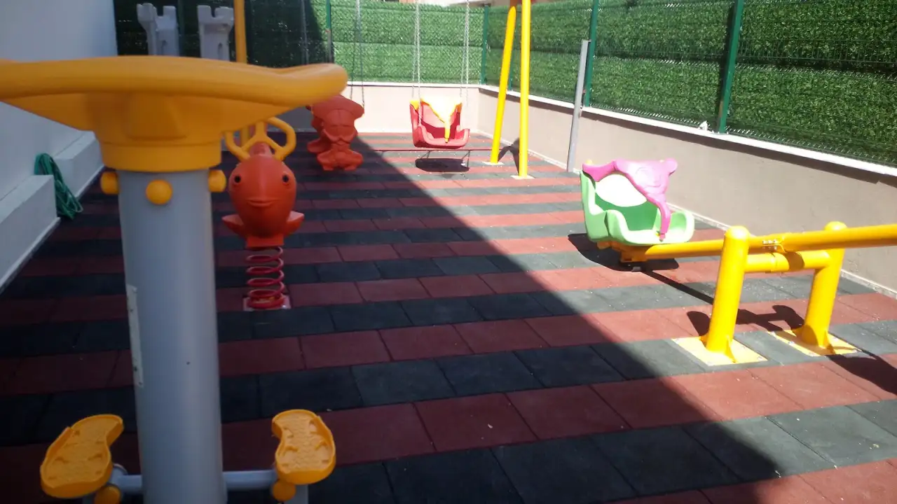 Uzman Dost Eli Özel Eğitim ve Rehabilitasyon Merkezi