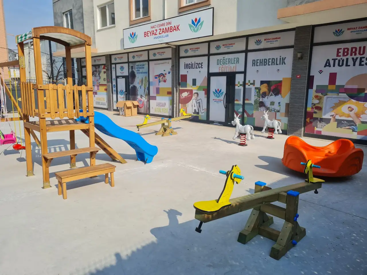 Tuzla Beyaz Zambak Anaokulu