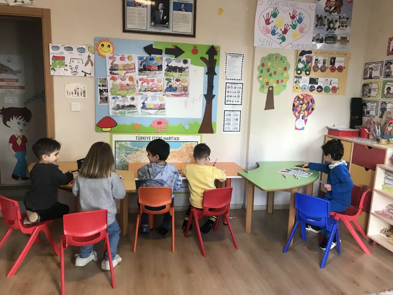 Özel Renkli Çiçekler Anaokulu - Kreş ve Anaokulu - İstanbul - galeri görseli