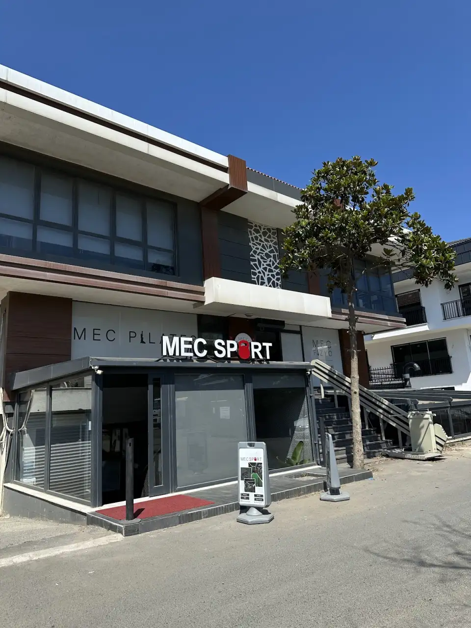 MecFizyo & Hasan Selbi Clinic - Fizik Tedavi ve Rehabilitasyon - İstanbul