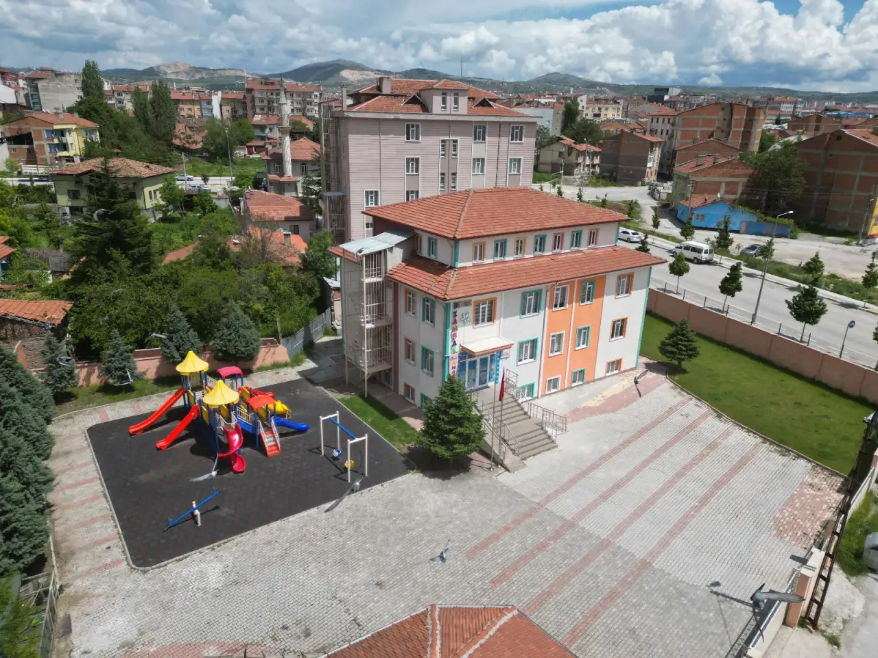 Özel Beyaz Zambak Refia Hatun Anaokulu - Kreş ve Anaokulu - Çorum - galeri görseli
