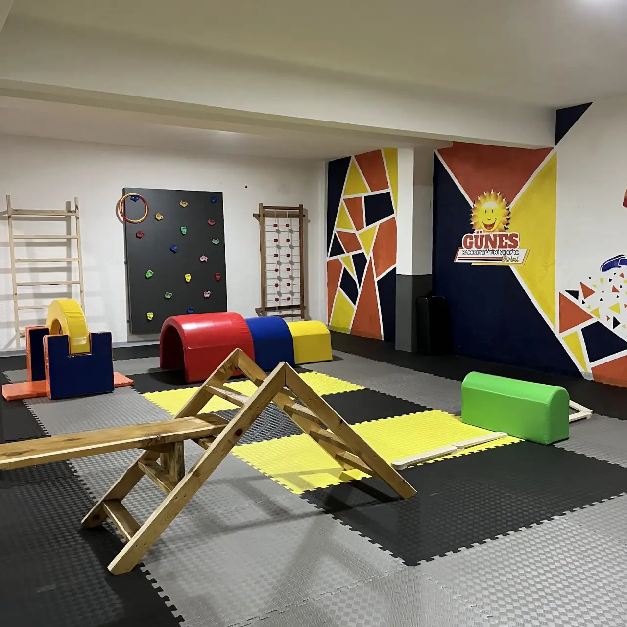 Pozitif Yaşam Özel Eğitim ve Rehabilitasyon Merkezi