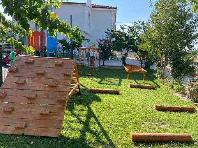 İlk Minik Eller Kreş ve Gündüz Bakım Evi - Çocuk Bakım Merkezi - Ankara