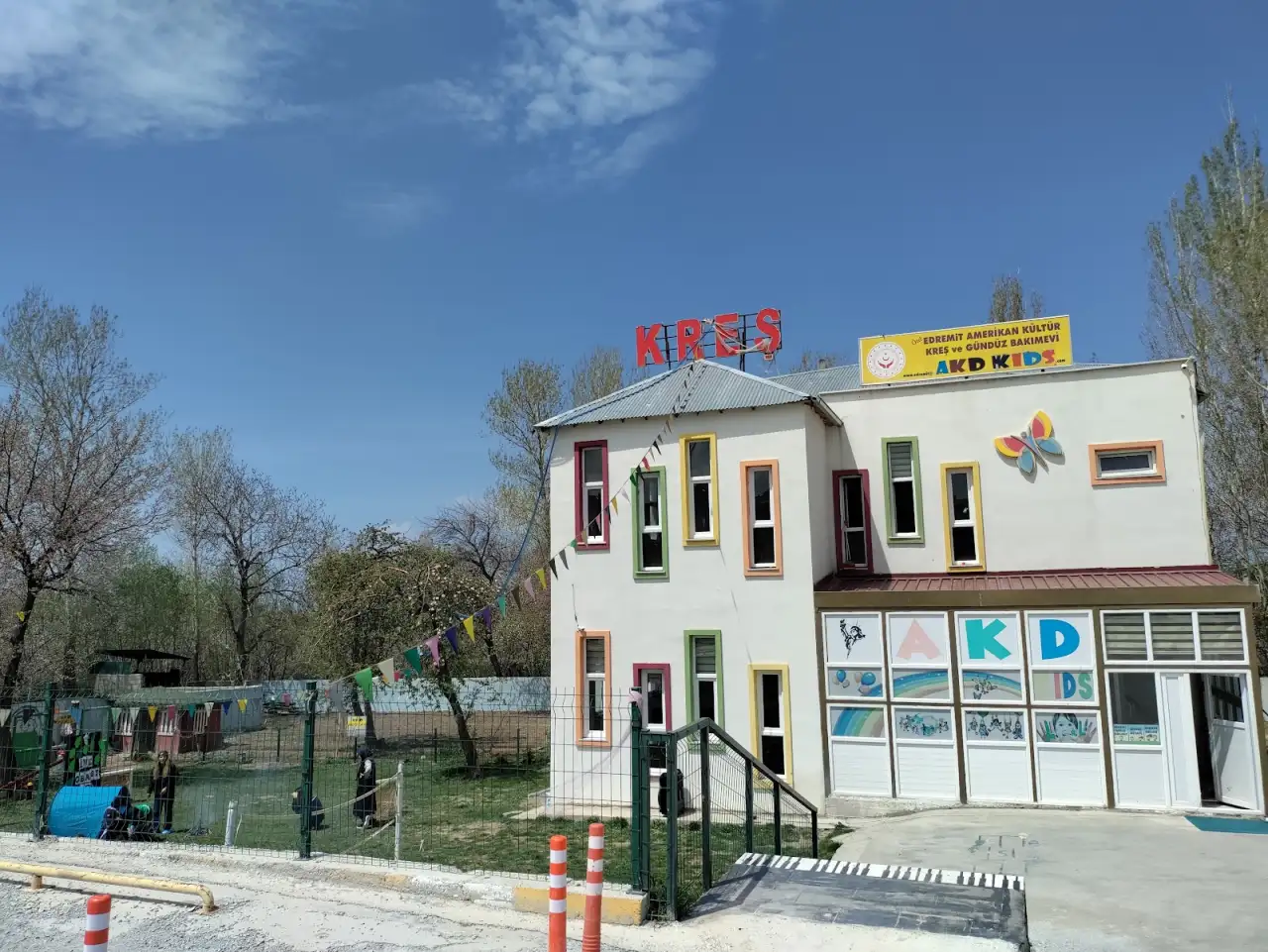 ÖZEL EDREMIT AKD KIDS KRES ANAOKULU - Kreş ve Anaokulu - Van - galeri görseli