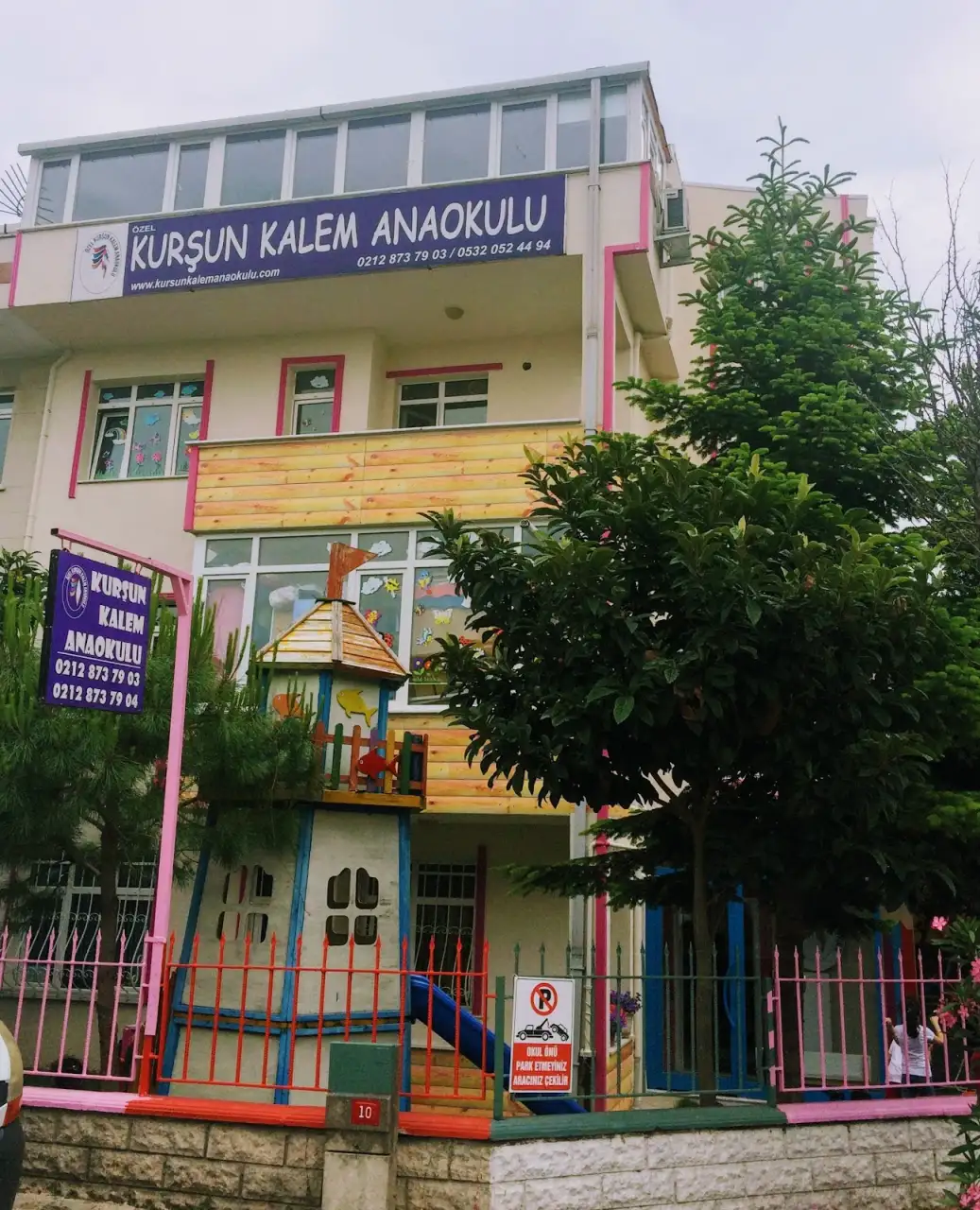 Renkli Kalpler Anaokulu - Kreş ve Anaokulu - İstanbul