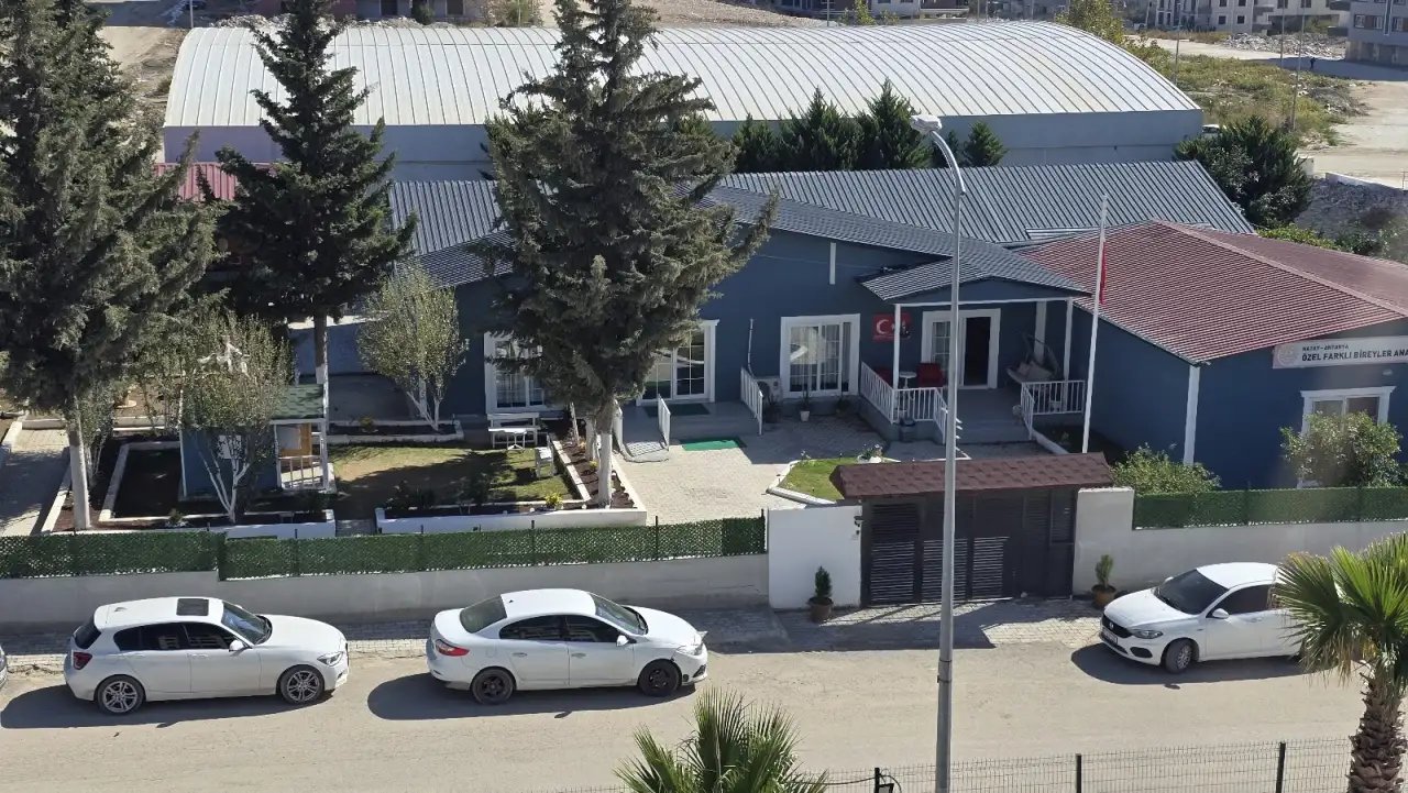 Özel Farklı Bireyler Montessori Anaokulu - Kreş ve Anaokulu - Hatay - galeri görseli