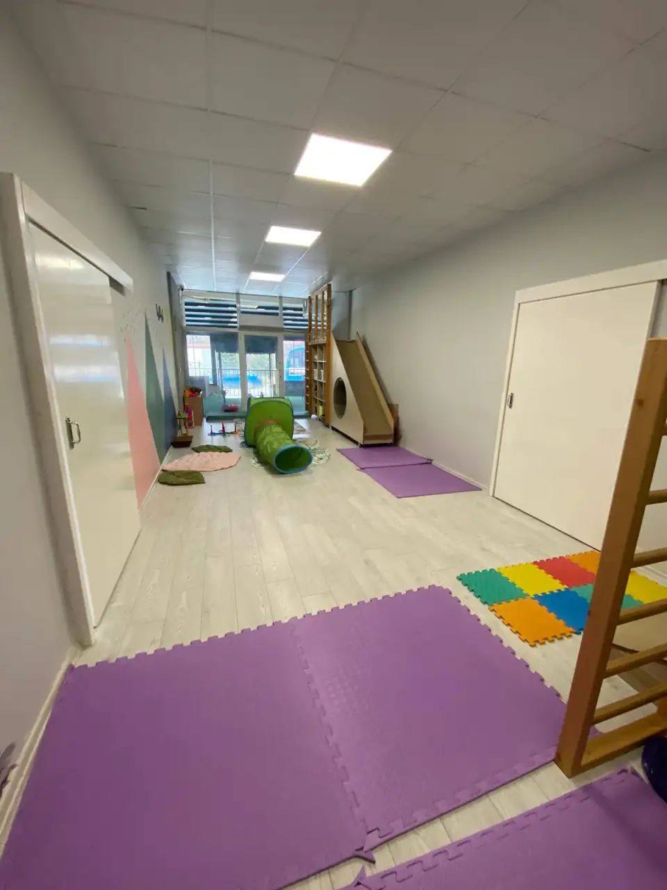 Akademini Kids Studio & Cafe - Çocuk Bakım Merkezi - Hatay