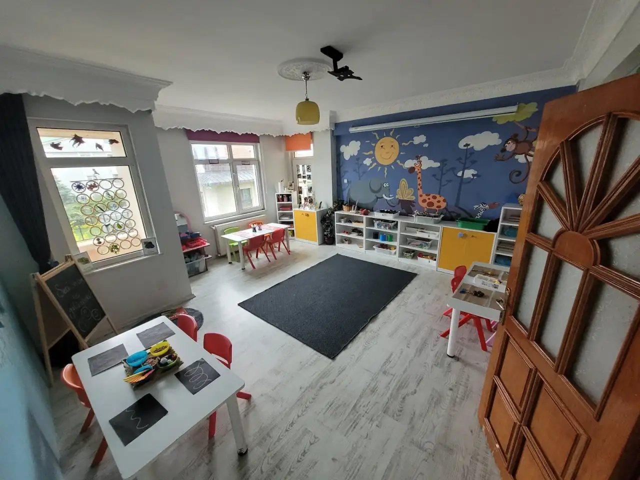 Çamlıca Neşeli Yüzler Anaokulu - Kreş ve Anaokulu - İstanbul