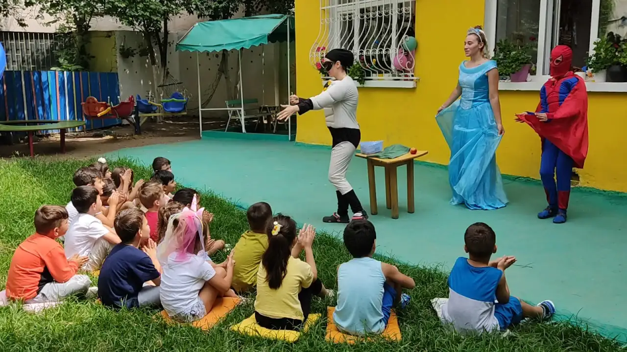Özel gökkuşağı kreş ve gündüz bakımevi