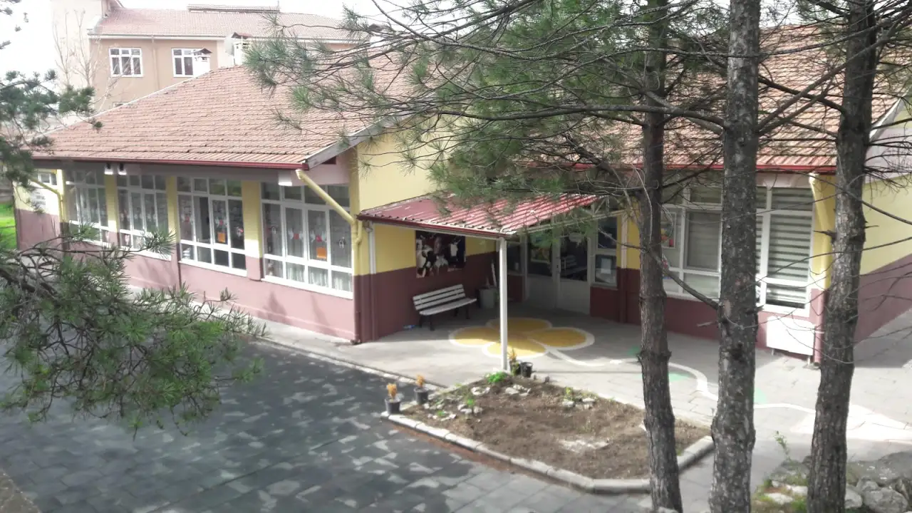 Şerife Bacı Anaokulu