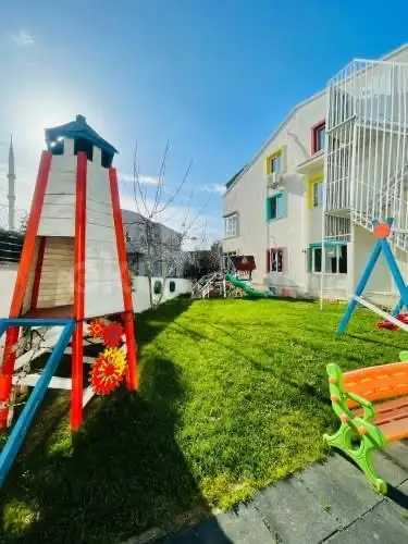 Beykent Doktor Baykuş Anaokulu - Kreş ve Anaokulu - İstanbul