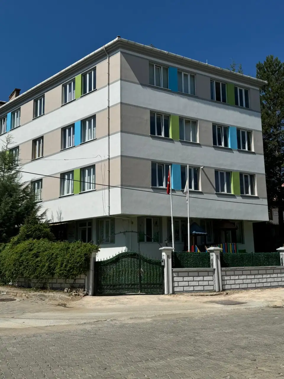 Simav Hisar AnaOkulu - Kreş ve Anaokulu - Kütahya