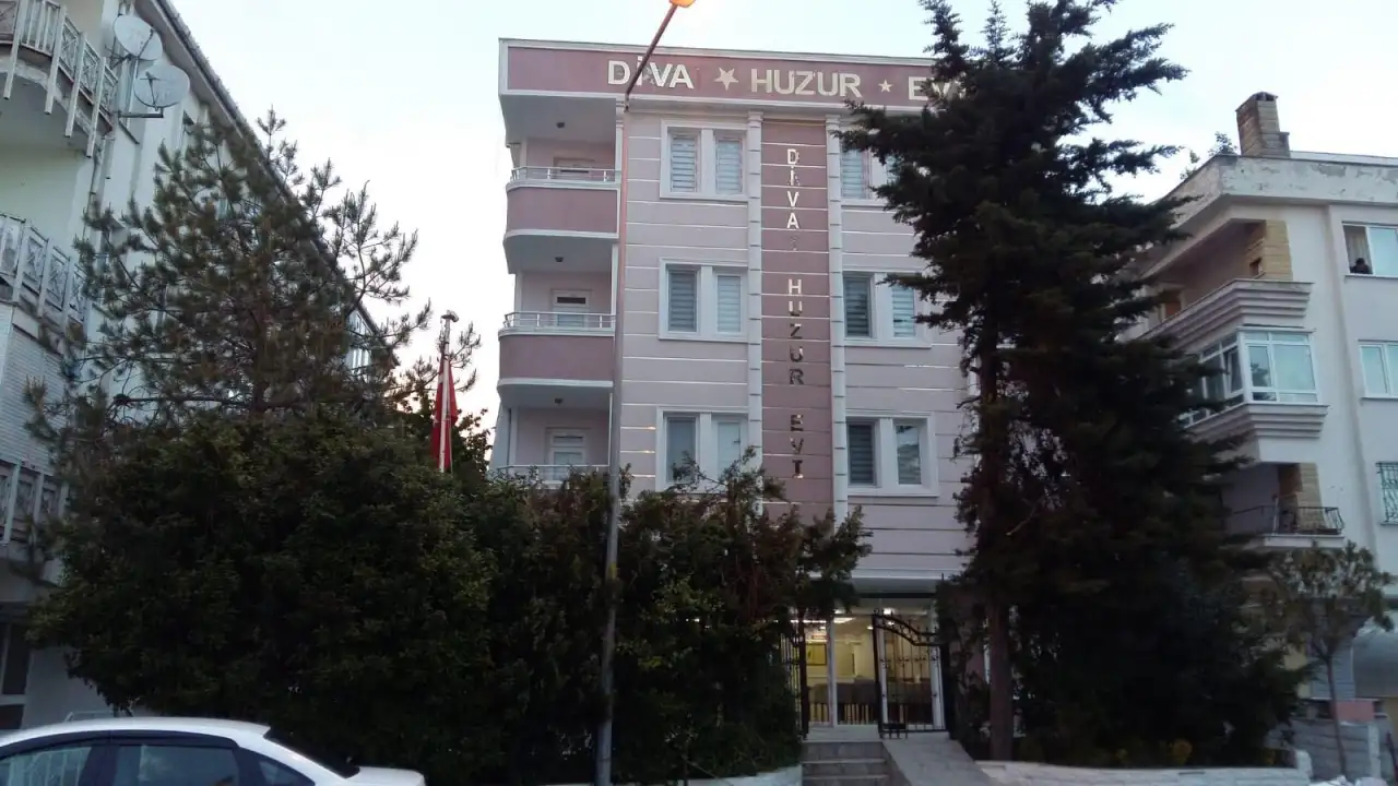 ÖZEL DİVA YAŞLI BAKIM MERKEZİ - Yaşlı Bakım Evi - İstanbul