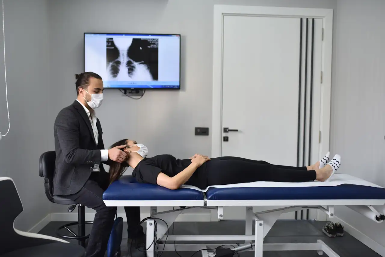Fzt. Vural Okunakol, Fizyoterapi Ve Rehabilitasyon - Nörolojik Rehabilitasyon Merkezi - Denizli