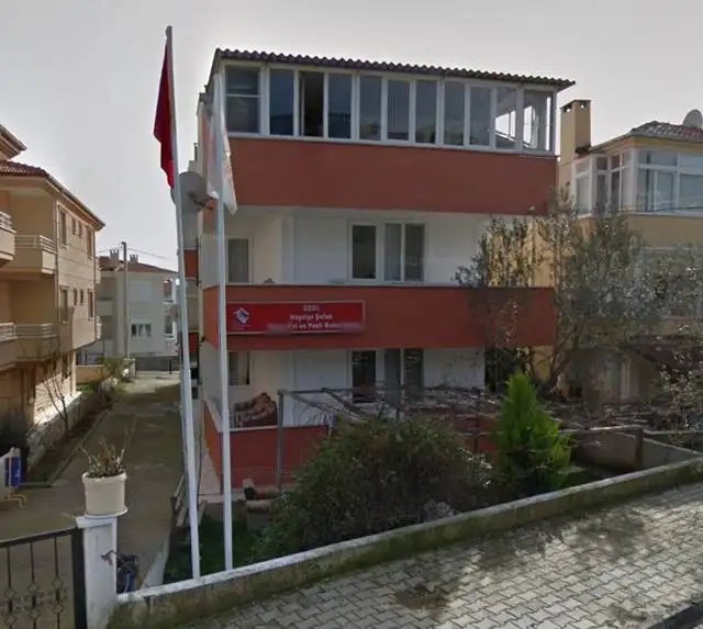 hayriye şafak huzurevi - Yaşlı Bakım Evi - Balıkesir