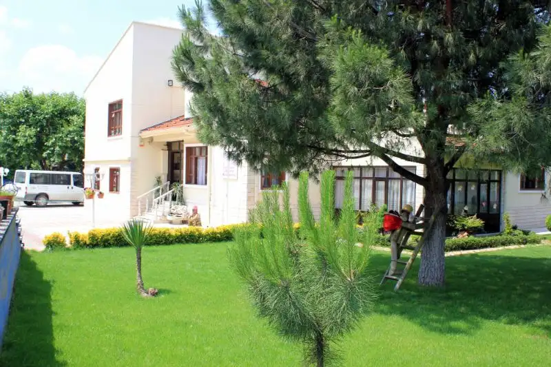 ÖZEL HAYAL DÜNYAM ANAOKULU