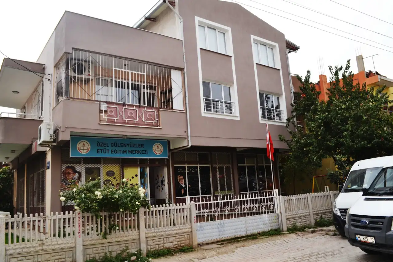 Gülen Yüzler Anaokulu - Kreş ve Anaokulu - İzmir - galeri görseli