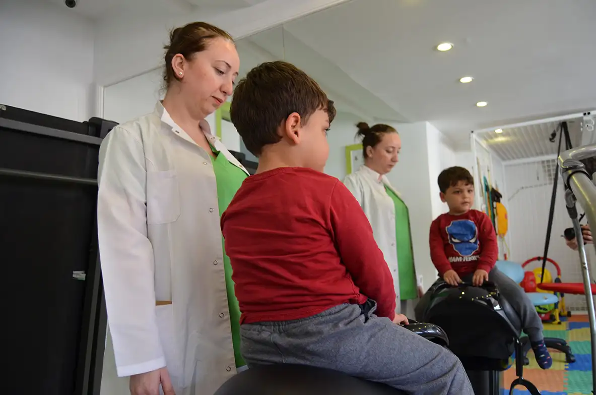 Atafiz- Ataşehir Fizik Tedavi - Ataşehir Ozon Tedavisi - Fizik Fizik Tedavi Ve Rehabilitasyon Merkezi Küçükbakkalköy İçerenköy Kozyatağı