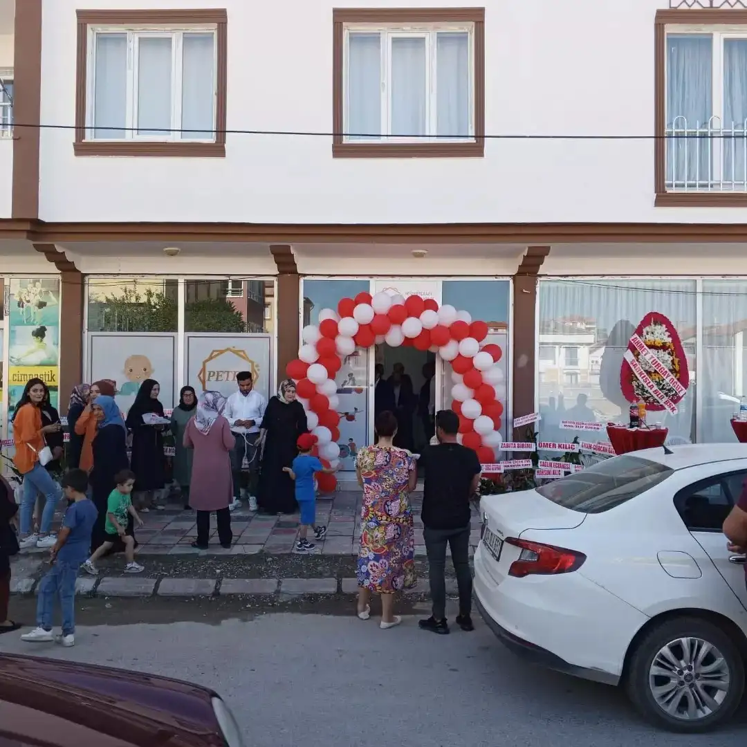 Petek Fizyoterapi Danışmanlık ve Baby Spa - Fizik Tedavi ve Rehabilitasyon - Sivas - galeri görseli