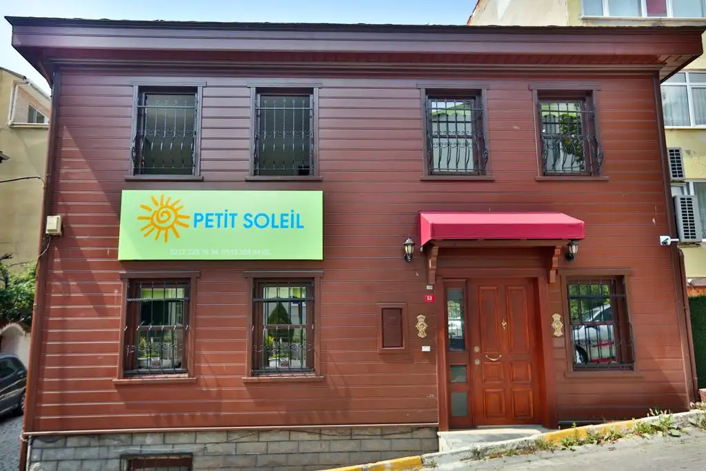Petit Soleil Anaokulu - Kreş ve Anaokulu - İstanbul
