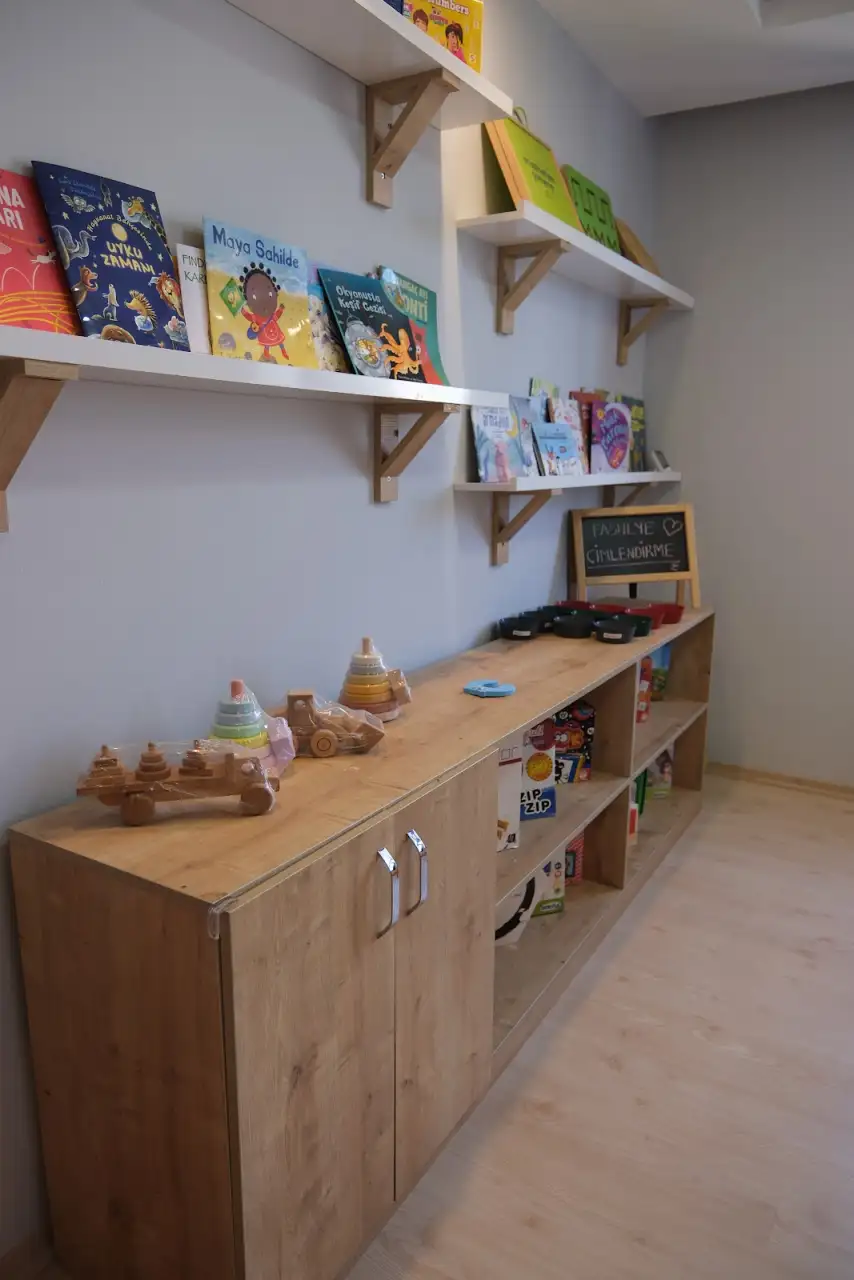 Anne Çocuk Gündüz Bakım Evi