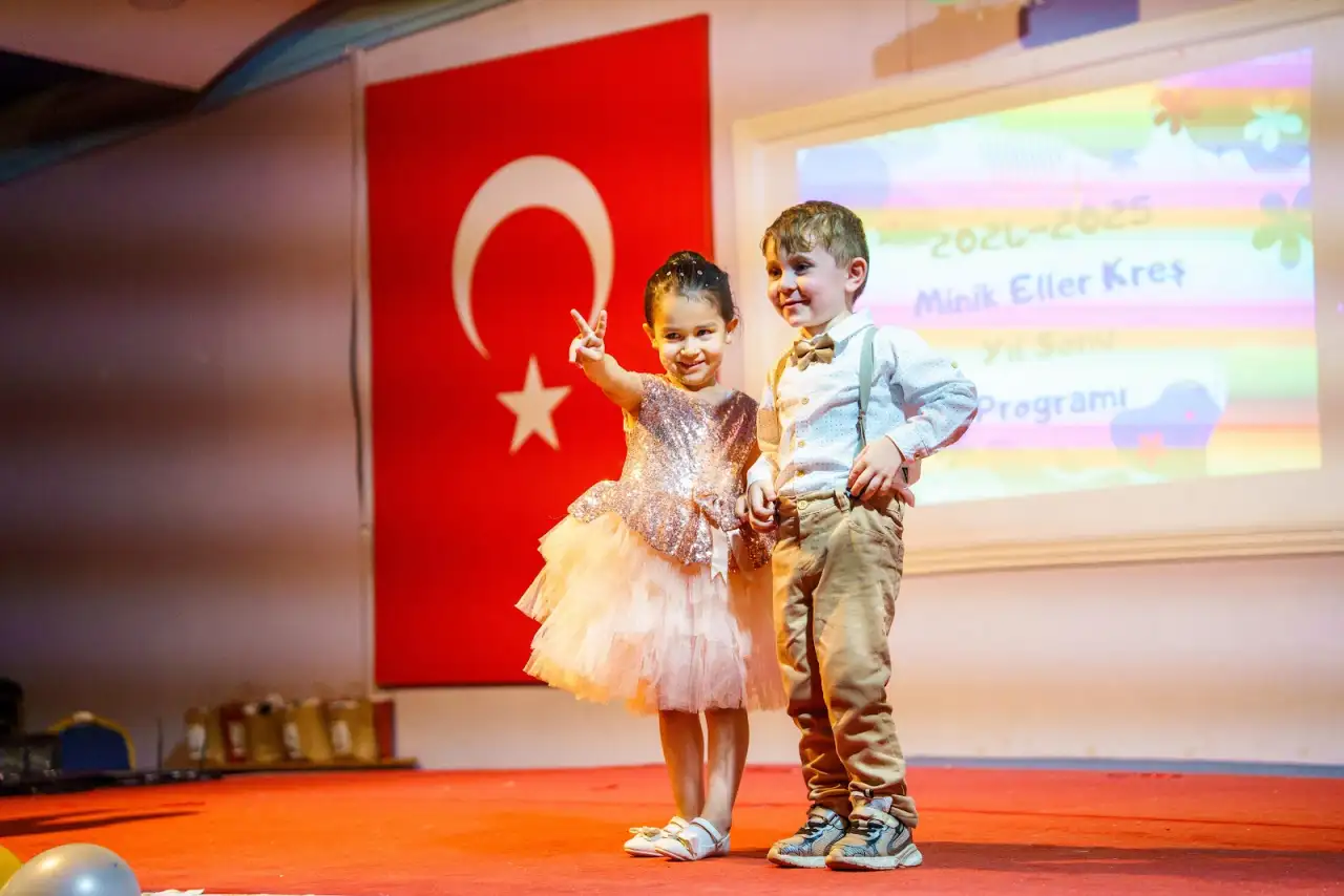 Minik Eller Kreş Ve Gündüz Bakım Evi