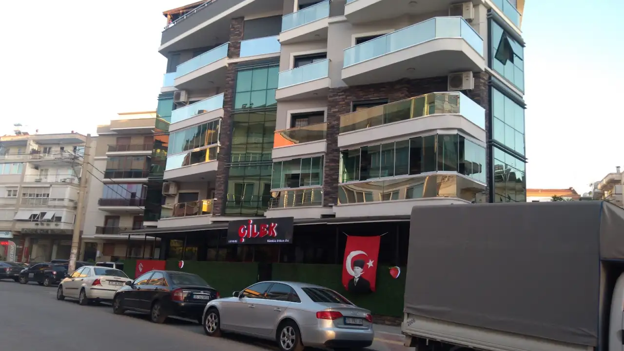 Çilek Gündüz Bakım Evi - Çocuk Bakım Merkezi - İzmir