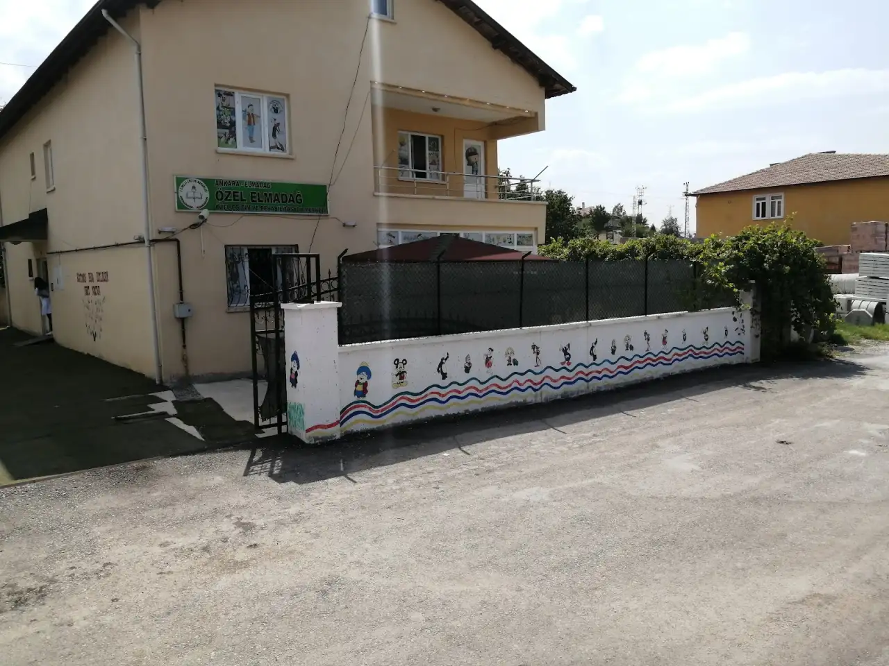 Özel Elmadağ Özel Eğitim ve Rehabilitasyon Merkezi