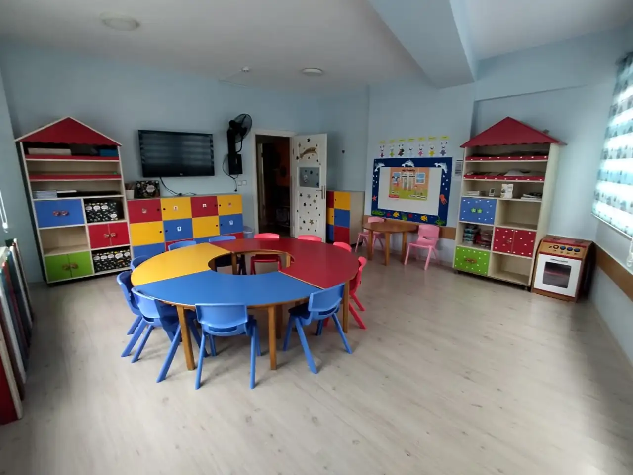 Lale Gül Kreş ve Gündüz Bakımevi - Kreş ve Anaokulu - Çanakkale