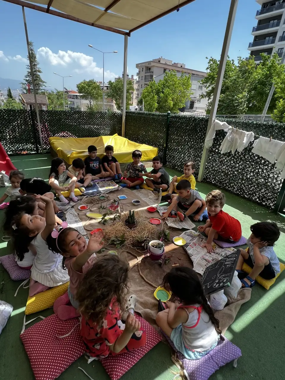 Renkli Fiyonklar Anaokulu - Kreş ve Anaokulu - İzmir - galeri görseli