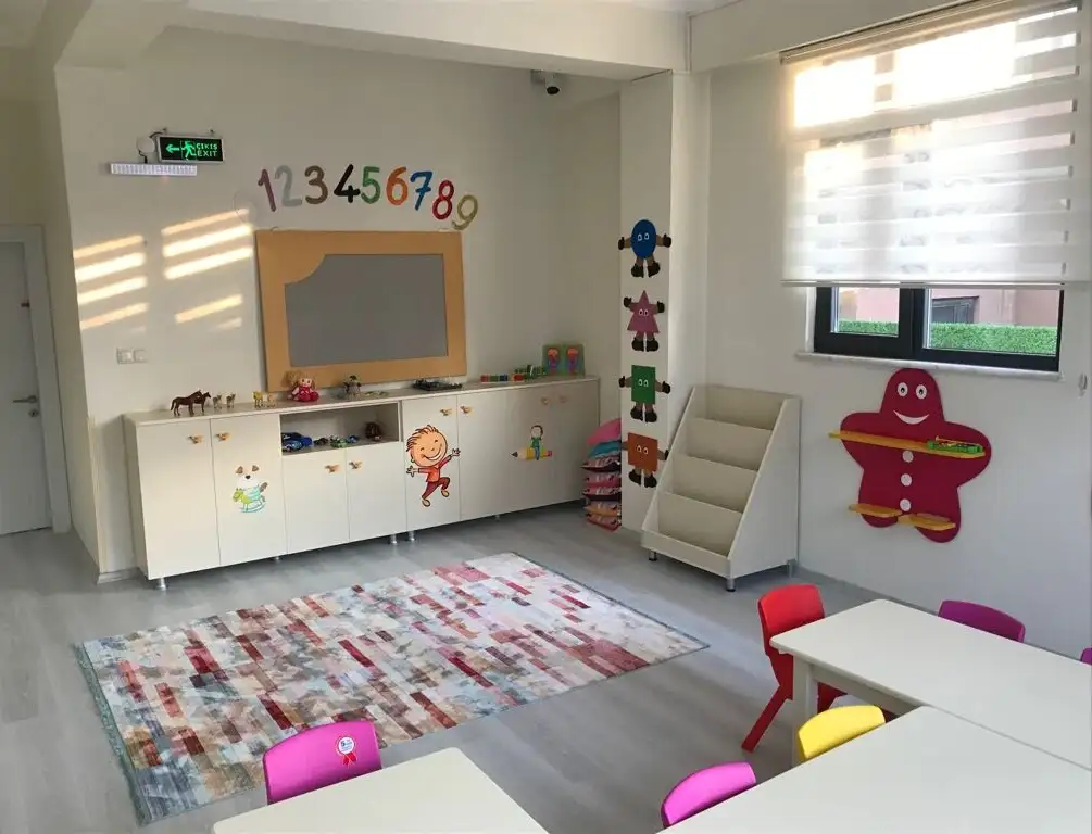 Duru Kreş & Gündüz Bakımevi