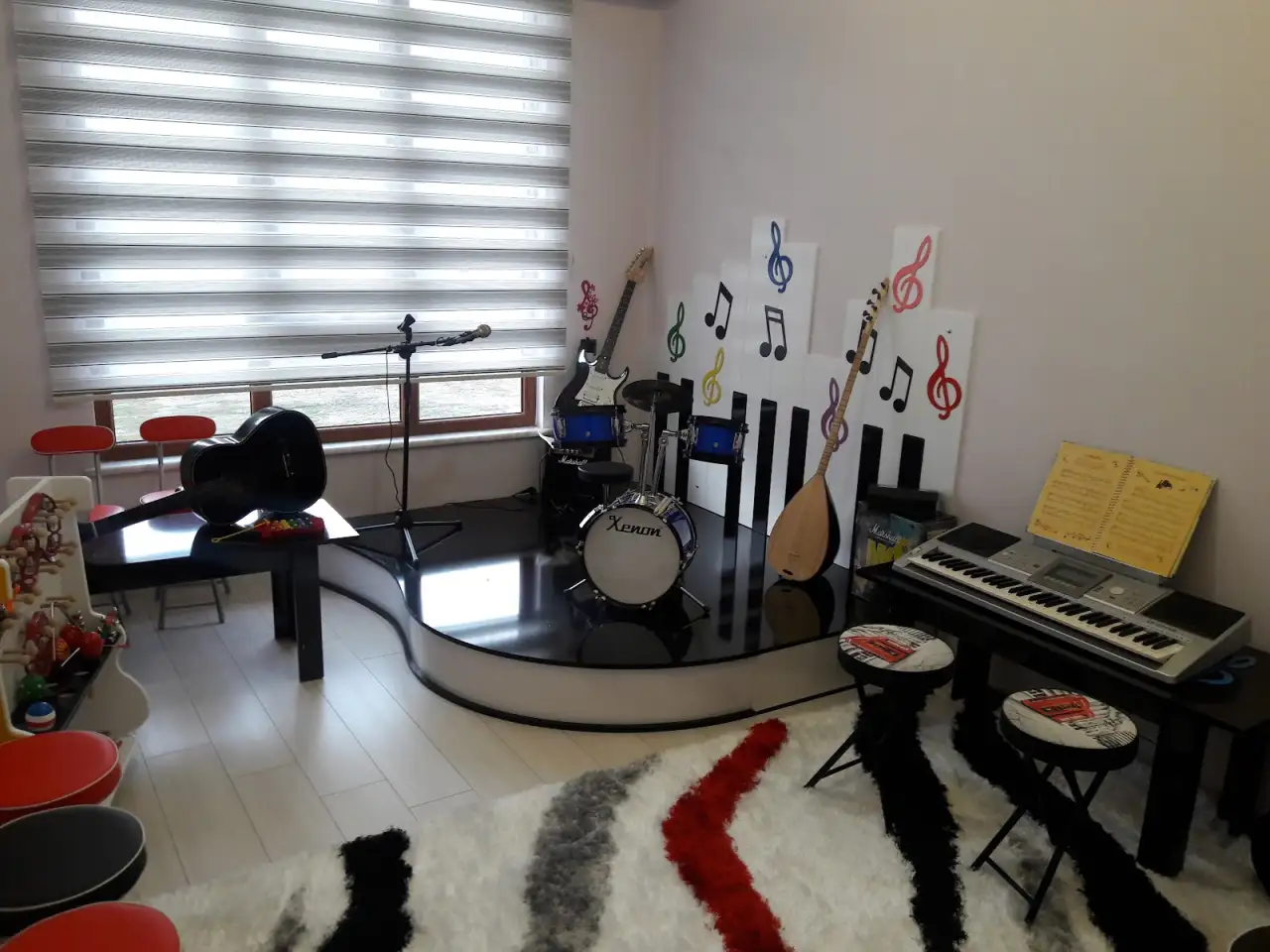 Süper Çocuklar Kreş ve Gündüz Çocuk Bakımevi