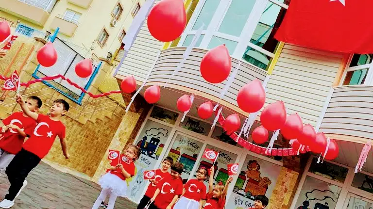 Dev Çocuk Anaokulu