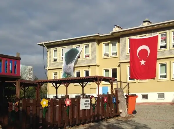 İSTANBUL KADIKÖY ACIBADEM ERDOĞAN YÜKSEL ANAOKULU