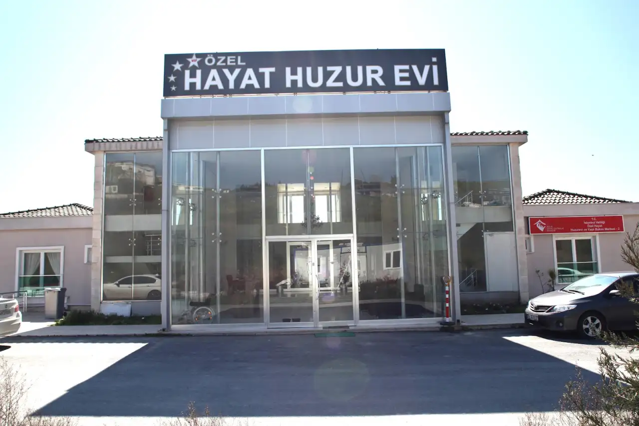 Özel Hayat Huzur Evi Ve Yaşlı Bakım Merkezi - Yaşlı Bakım Evi - İstanbul - galeri görseli