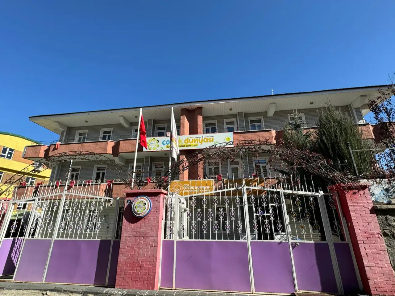 Çocuk Dünyası Kreş ve Gündüz Bakım Evi - Çocuk Bakım Merkezi - Erzurum