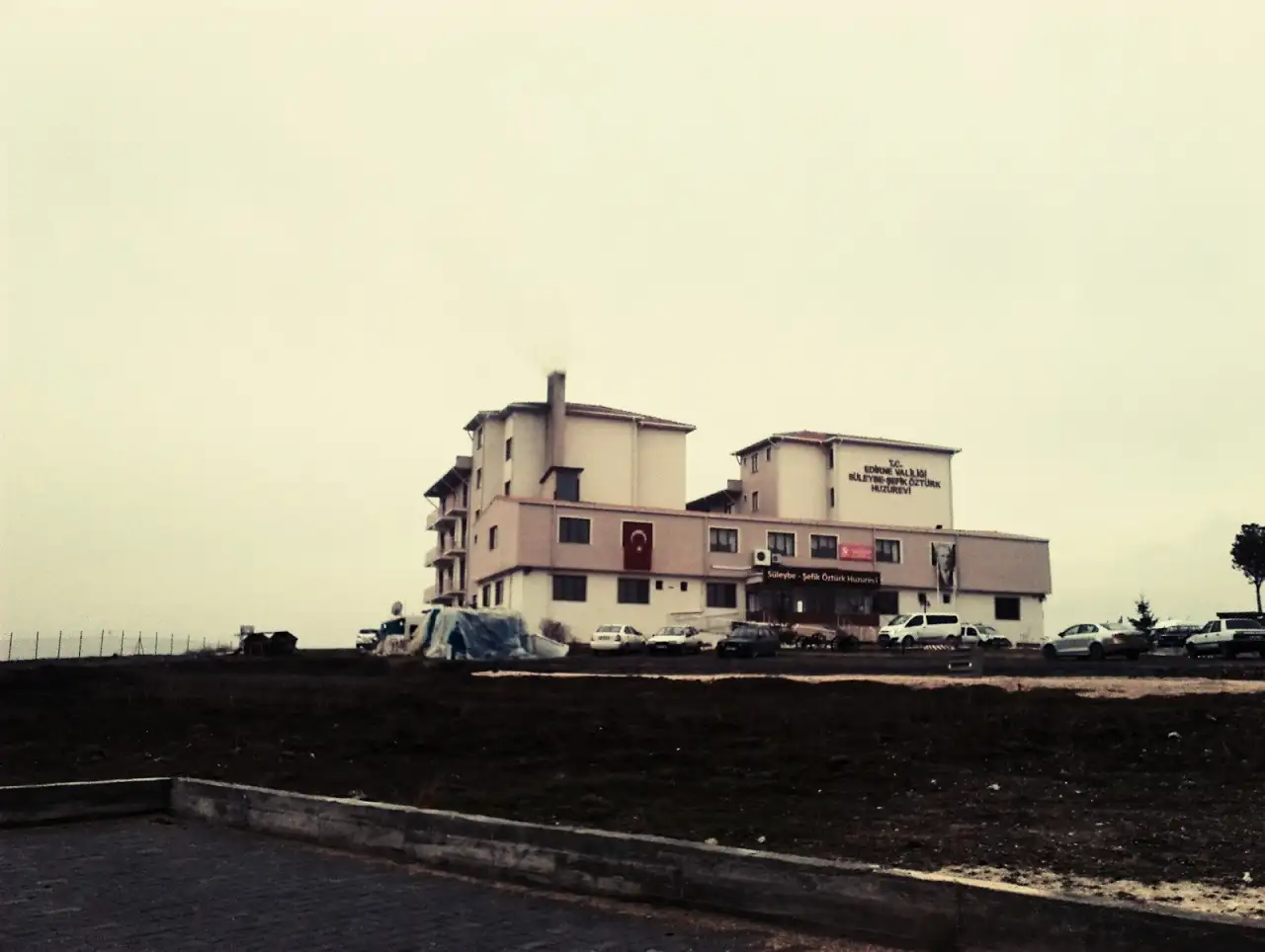 Süleybe-Şefik Öztürk Huzurevi ve Yaşlı Bakım Rehabilitasyon Merkezi - Yaşlı Bakım Evi - Edirne - galeri görseli