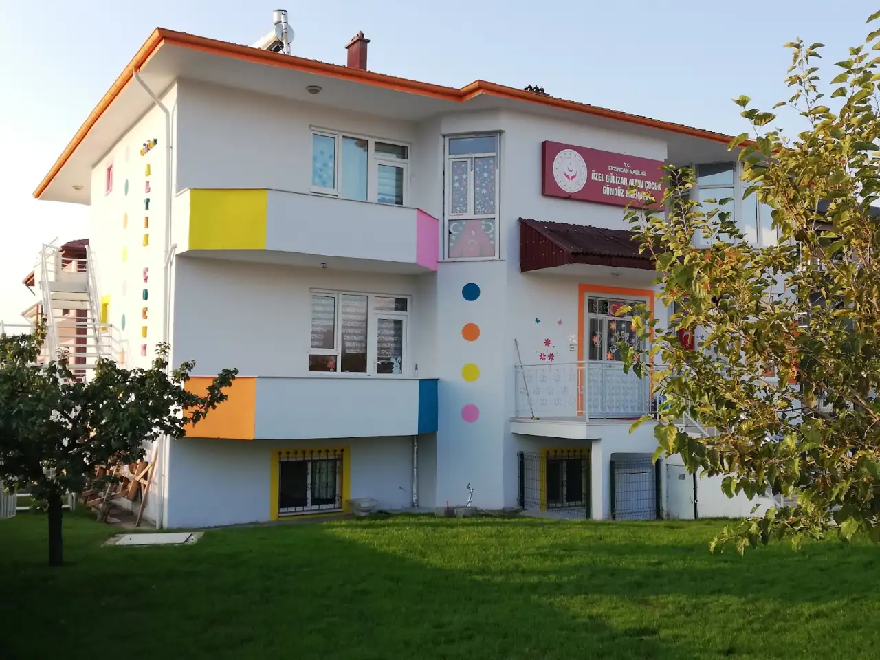 Gülizar Altın Çocuk Gündüz Bakımevi - Çocuk Bakım Merkezi - Erzincan - galeri görseli