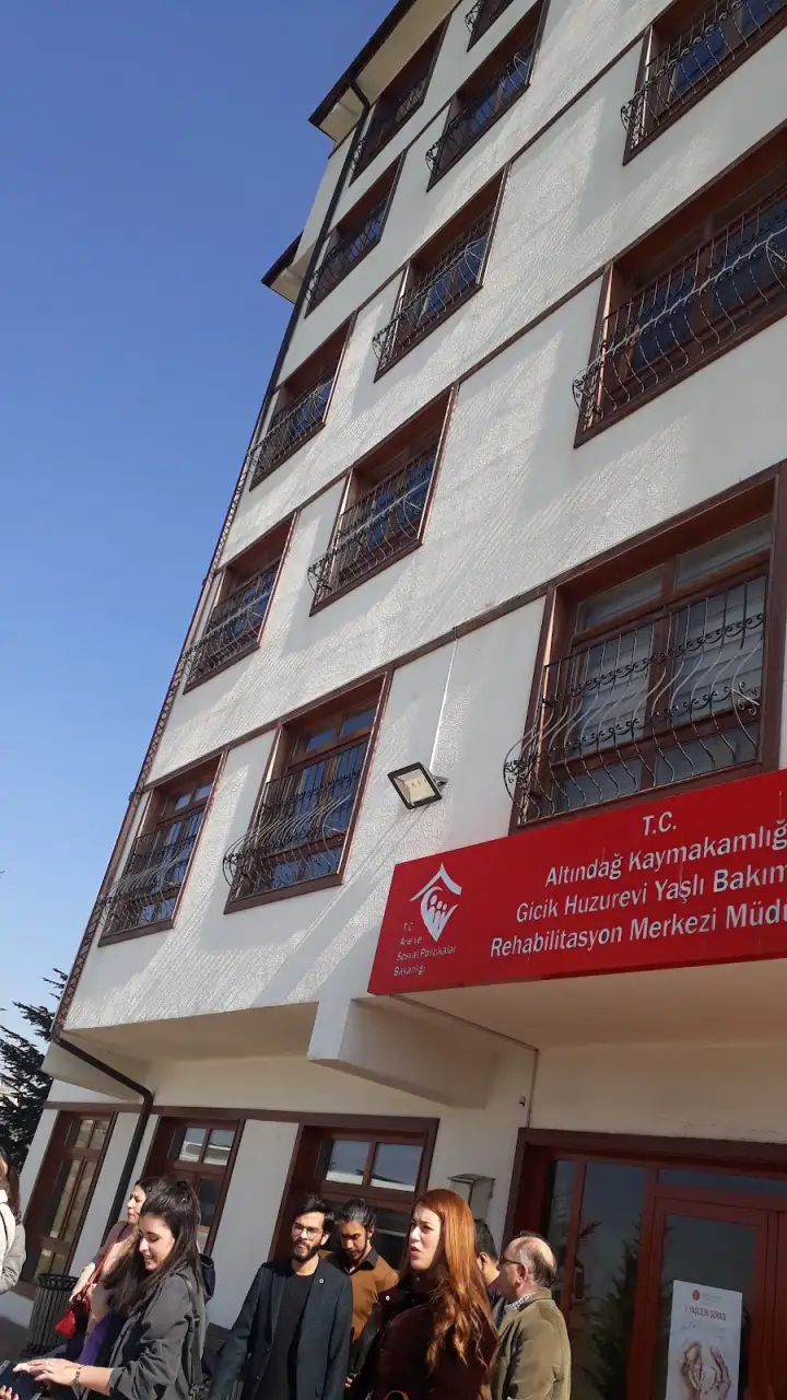 Gicik Huzurevi - Yaşlı Bakım Evi - Ankara