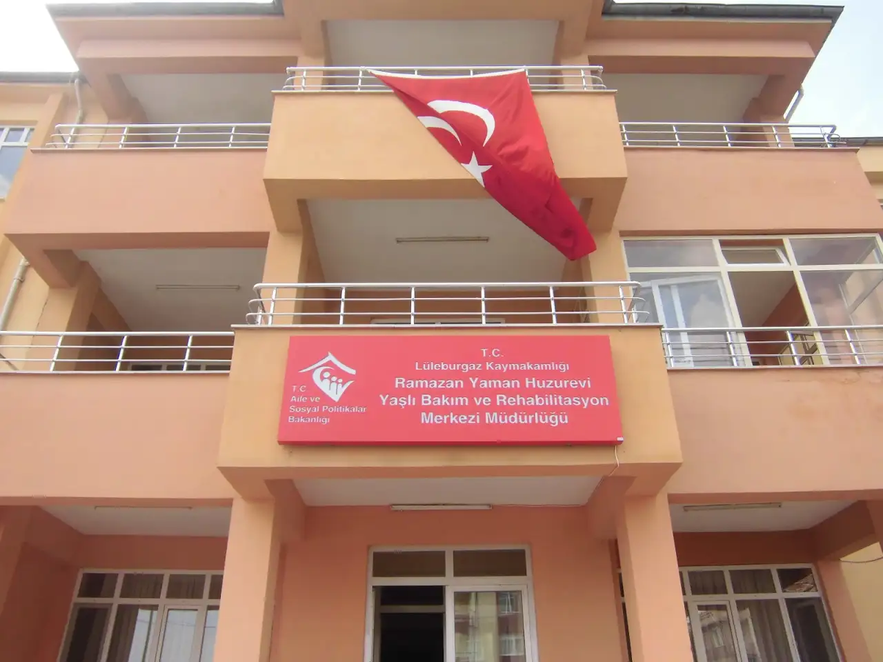 Ramazan Yaman Huzurevi - Huzurevi - Tekirdağ