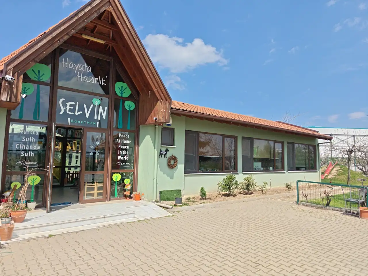 Selvin Öğretmen Montessori Anaokulu - Kreş ve Anaokulu - Bursa