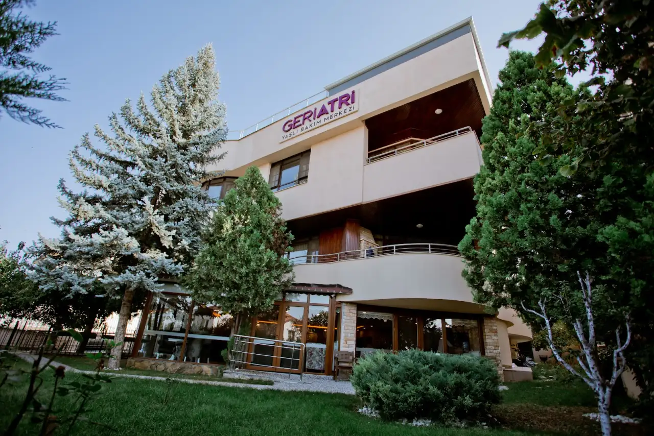 Geriatri Huzurevi ve Yaşlı Bakım Merkezi - Huzurevi - Ankara