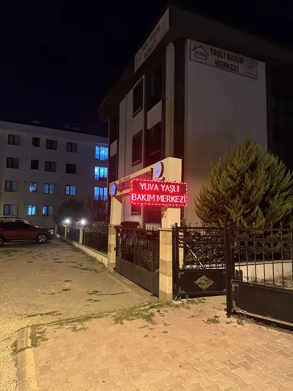 Yuva Yaşlı Bakım Merkezi - Yaşlı Bakım Evi - İstanbul